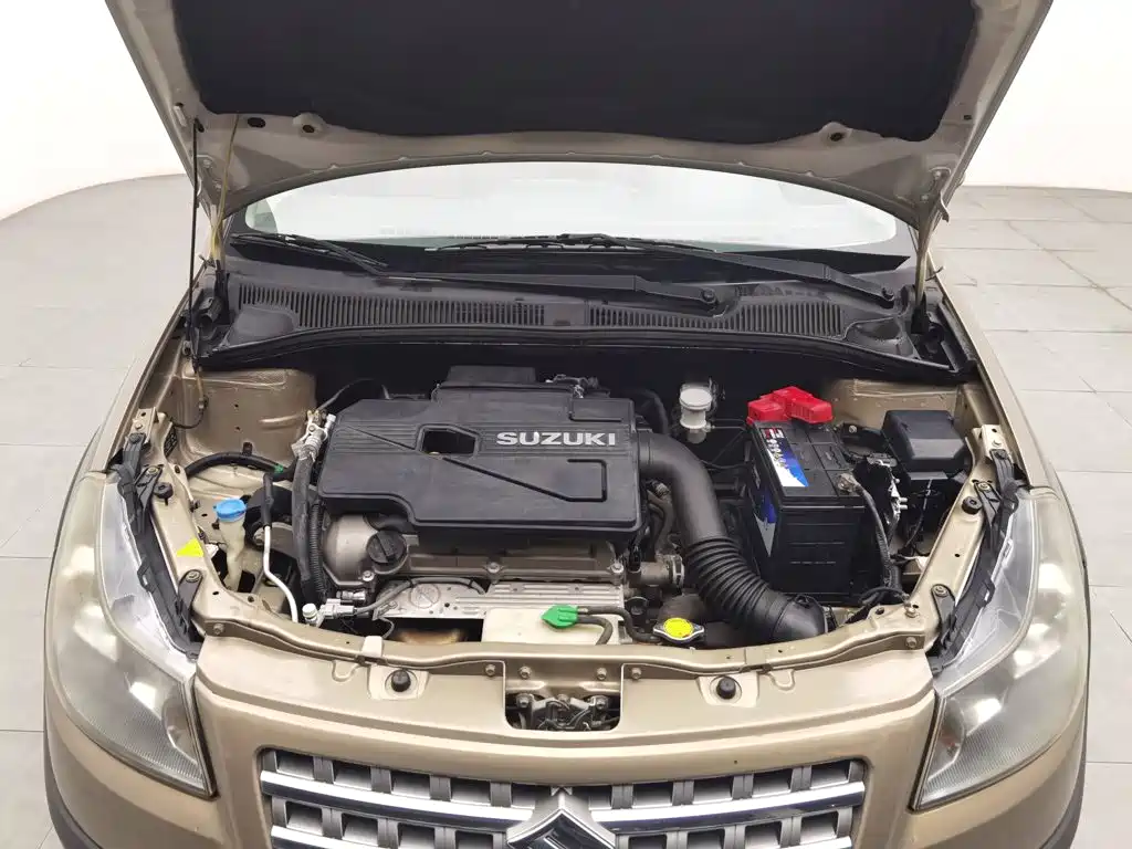Suzuki SX4 — миниатюра 6