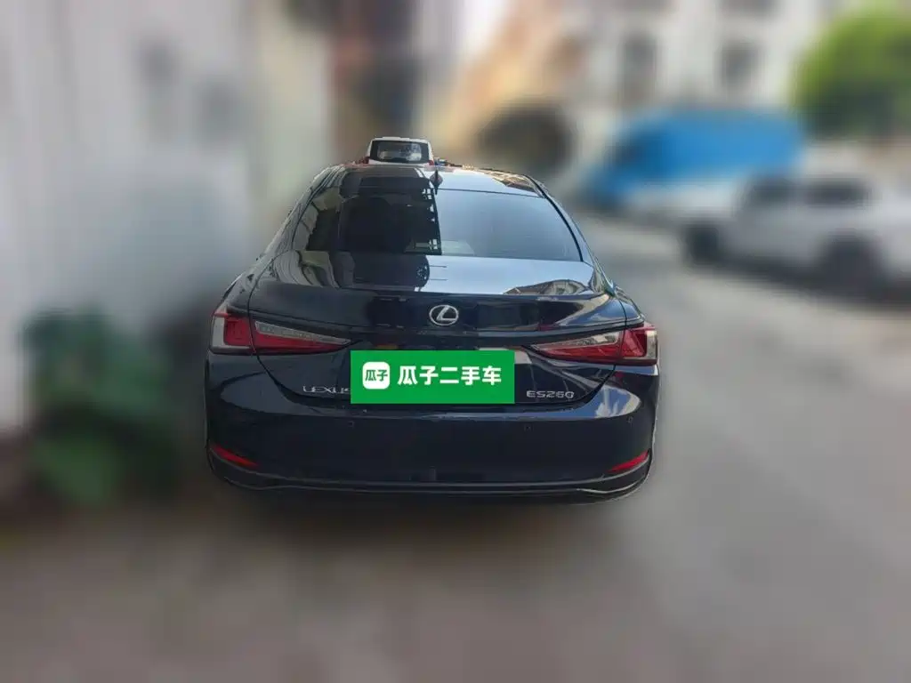 Lexus ES — миниатюра 3