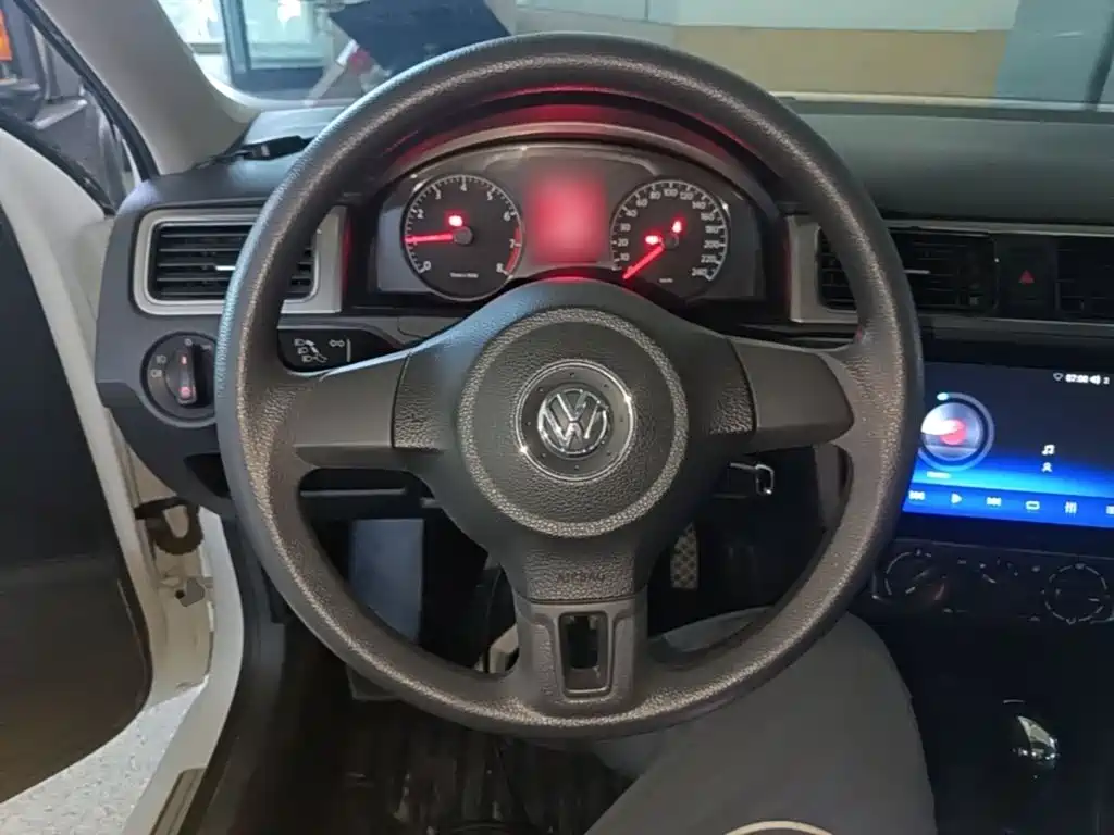 Volkswagen Santana — миниатюра 11