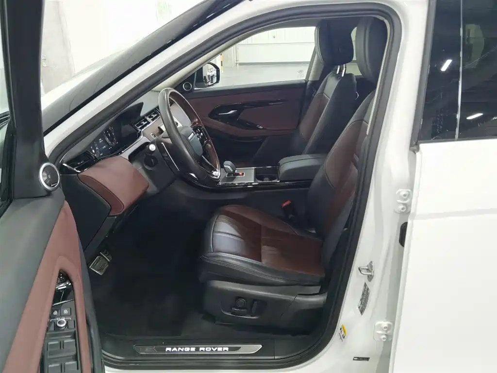 Land Rover Range Rover Evoque 2024 L SE