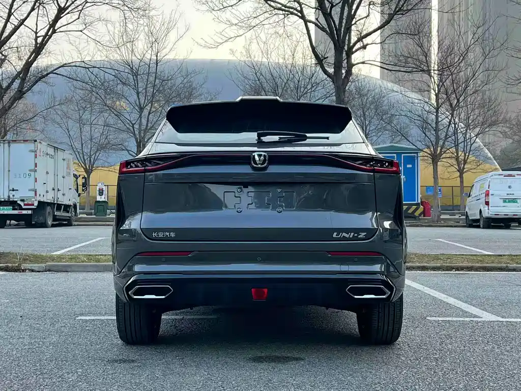 CHANGAN UNI Z NEW ENERGY