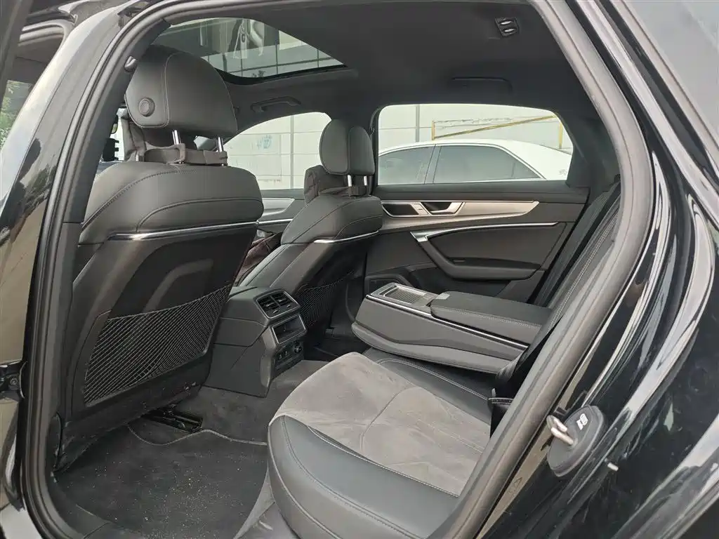 Audi A6L — миниатюра 5