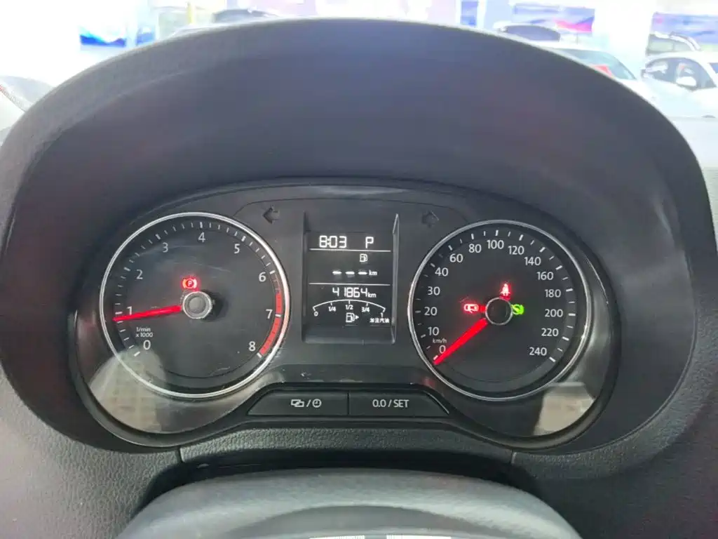 Volkswagen Polo — миниатюра 12