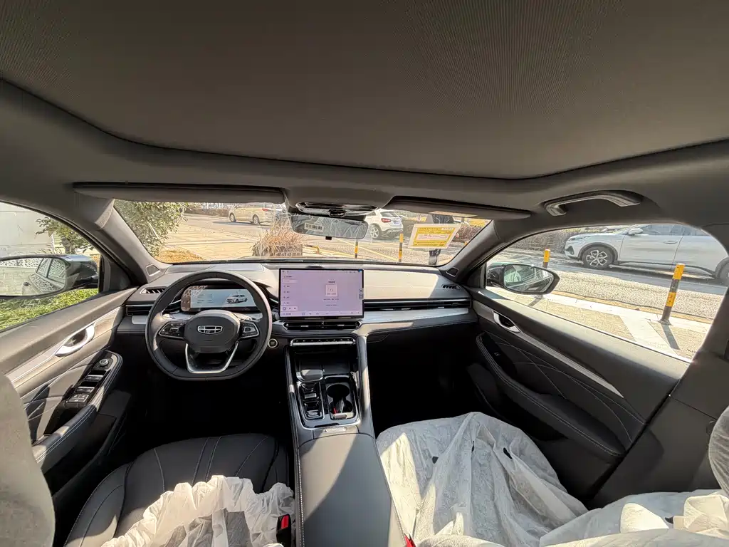 GEELY AUTOMOBILE XINGRUI