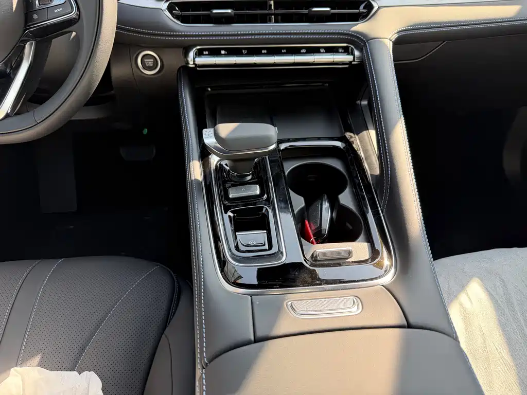 GEELY AUTOMOBILE XINGRUI