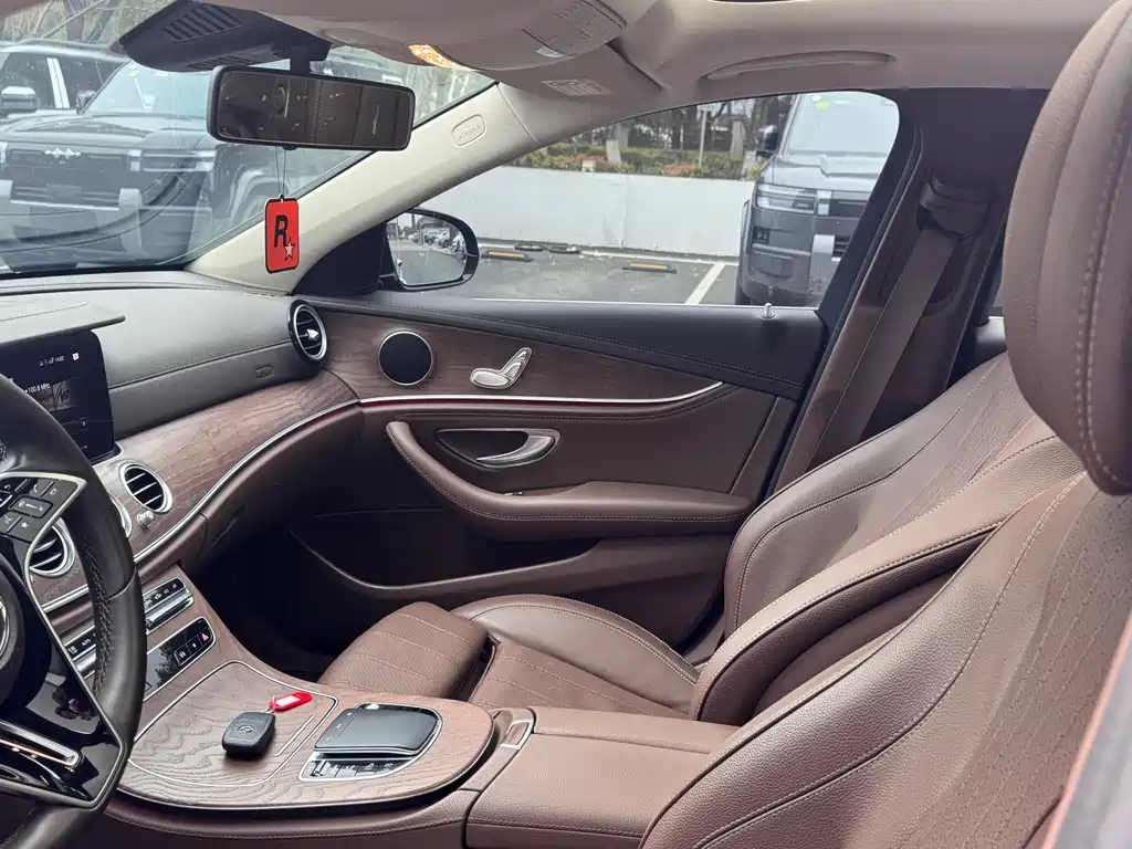 Mercedes-Benz E-Class E 2021 E 260 L