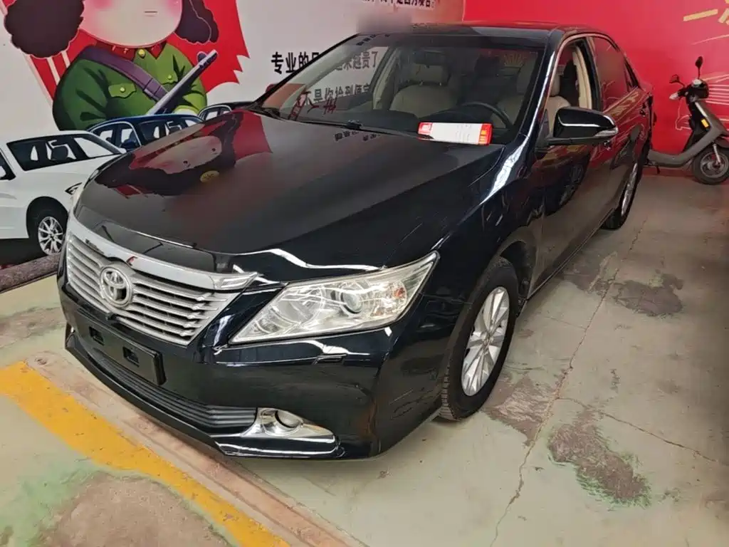 Toyota Camry — миниатюра 2
