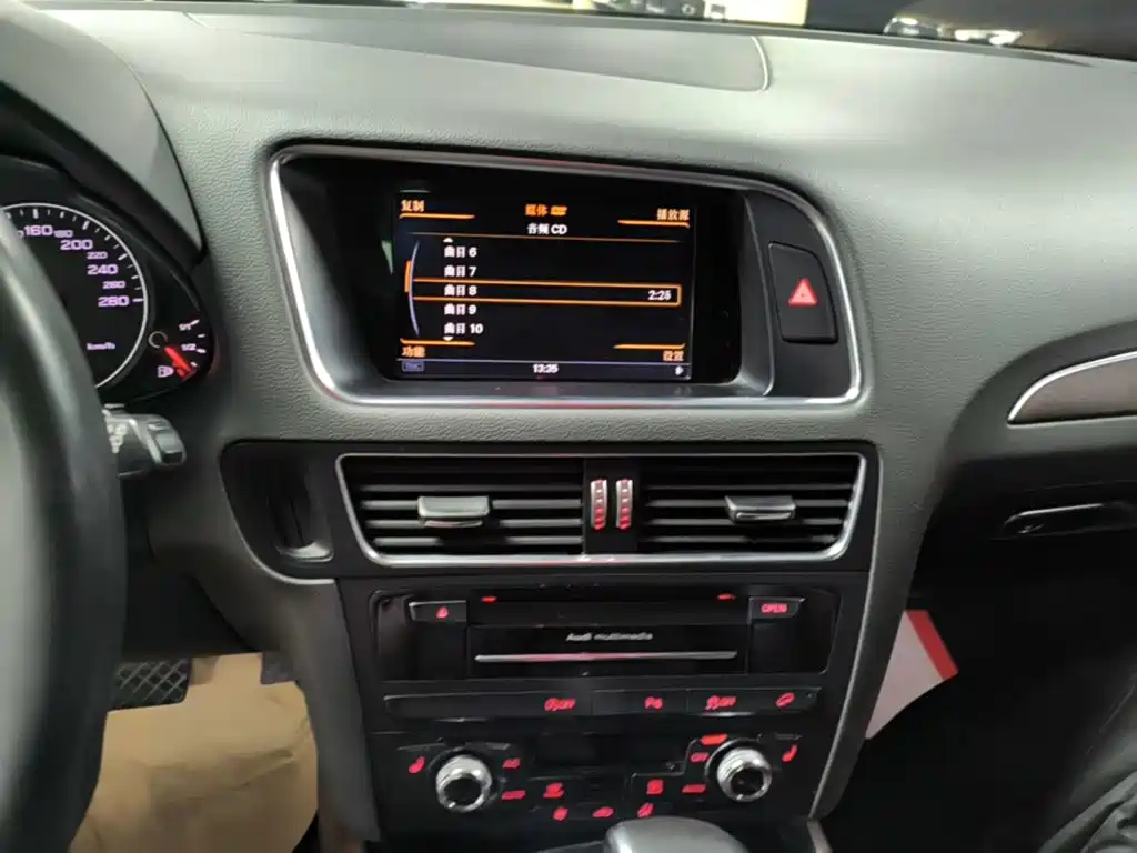 Audi Q5 — миниатюра 13