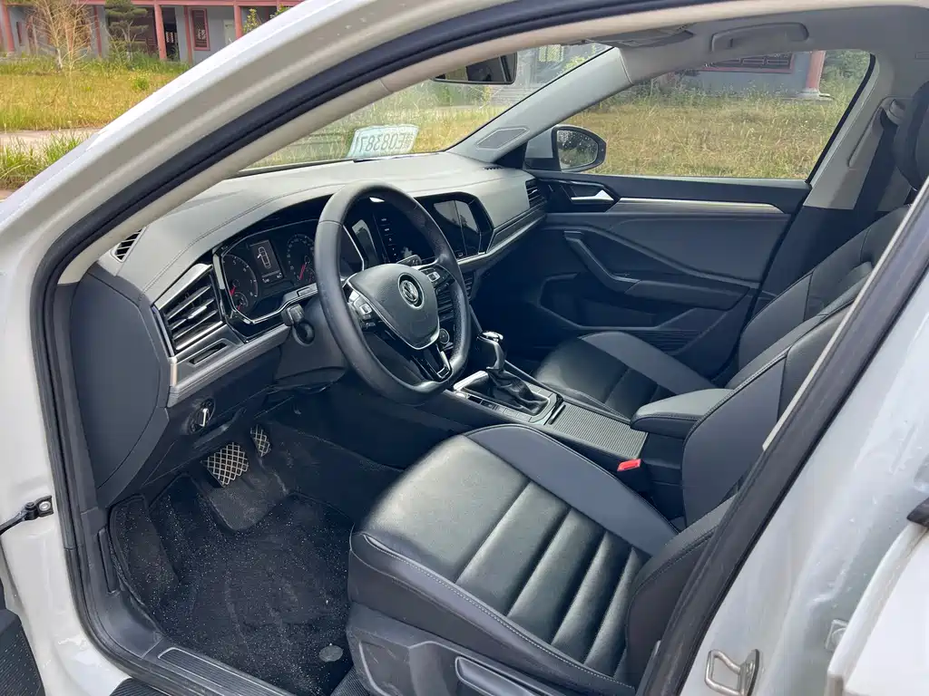 Volkswagen Sagitar — миниатюра 7