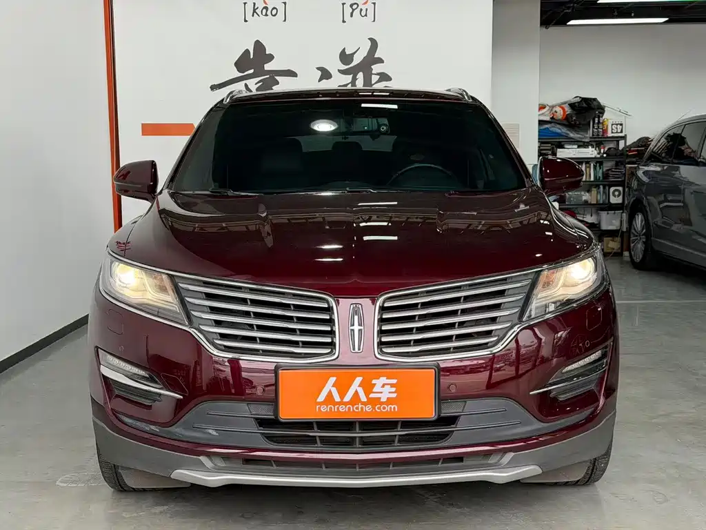 Lincoln MKC — миниатюра 2