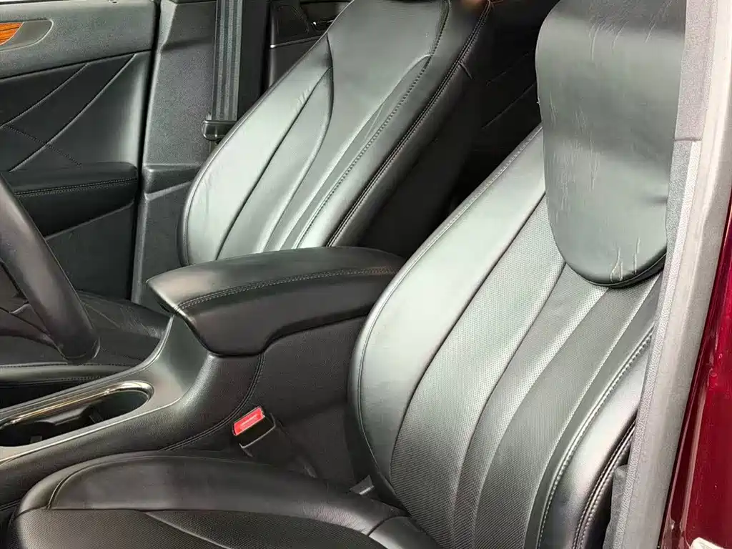 Lincoln MKC — миниатюра 10
