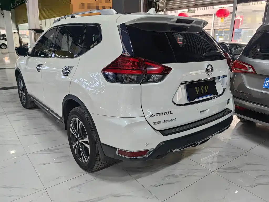 NISSAN QIJUN