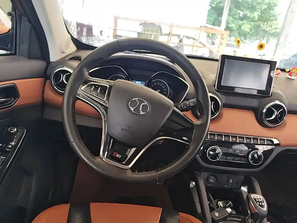 BAIC Senova X35 — миниатюра 11