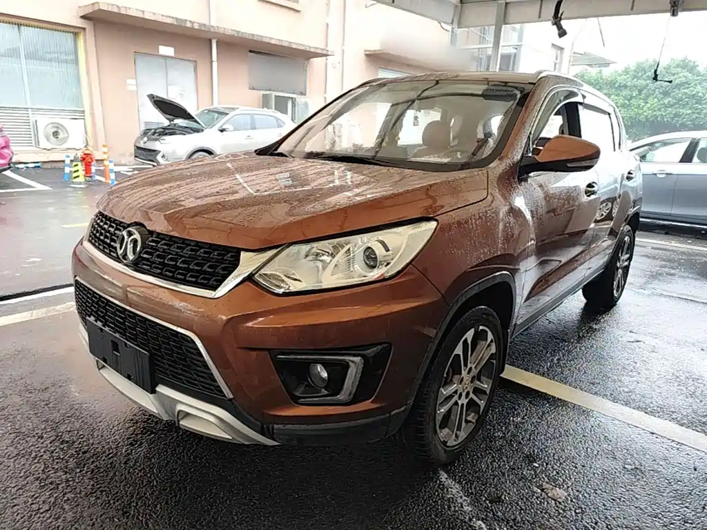 BAIC Senova X35 — миниатюра 2