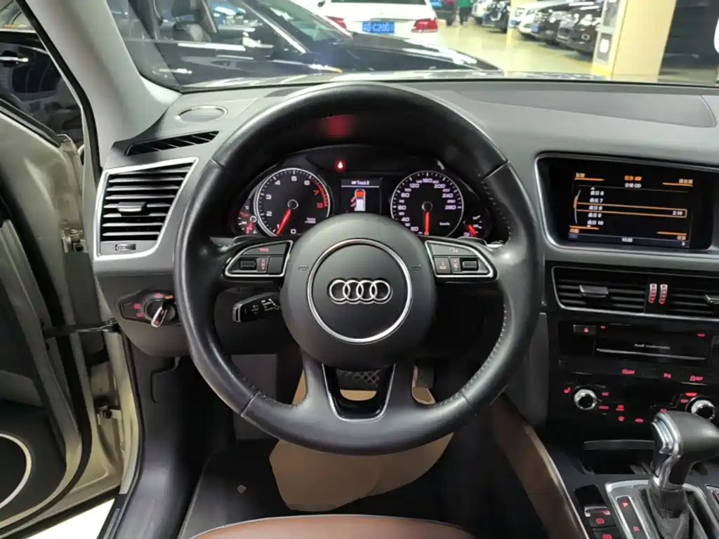 Audi Q5 — миниатюра 11