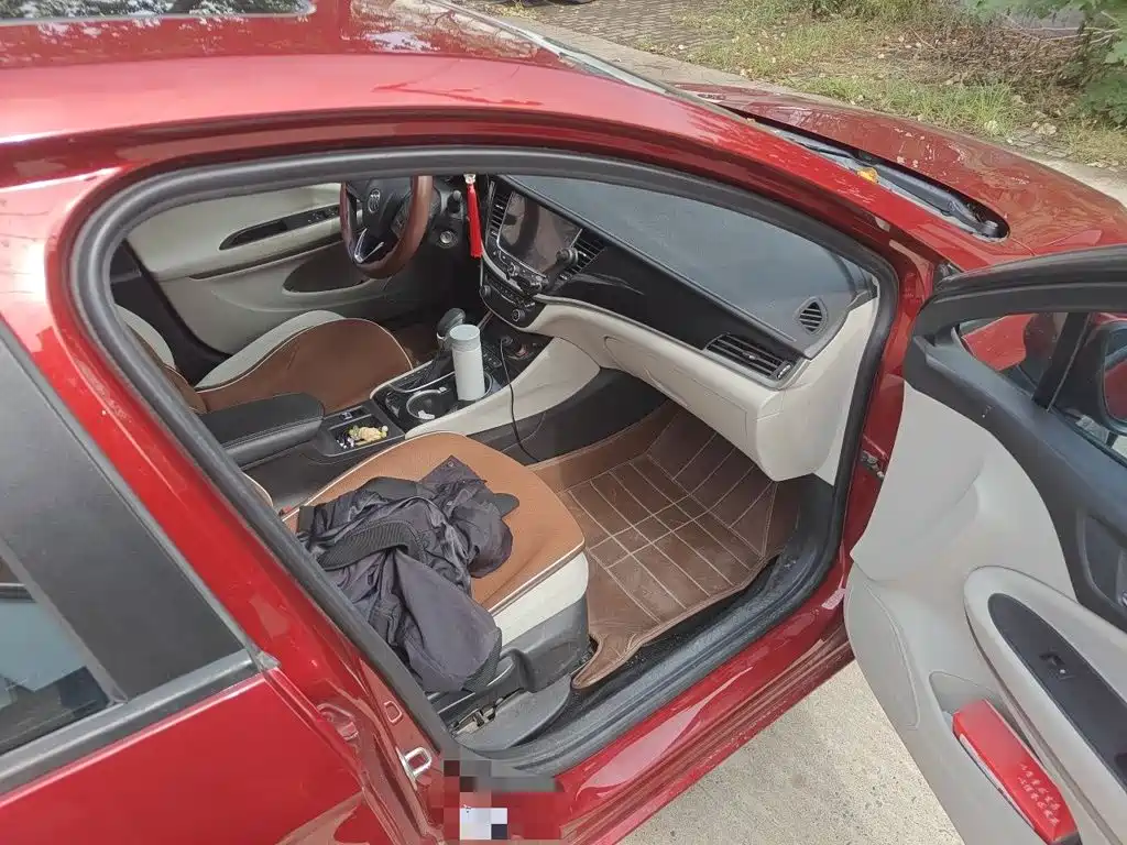 Buick Verano — миниатюра 19
