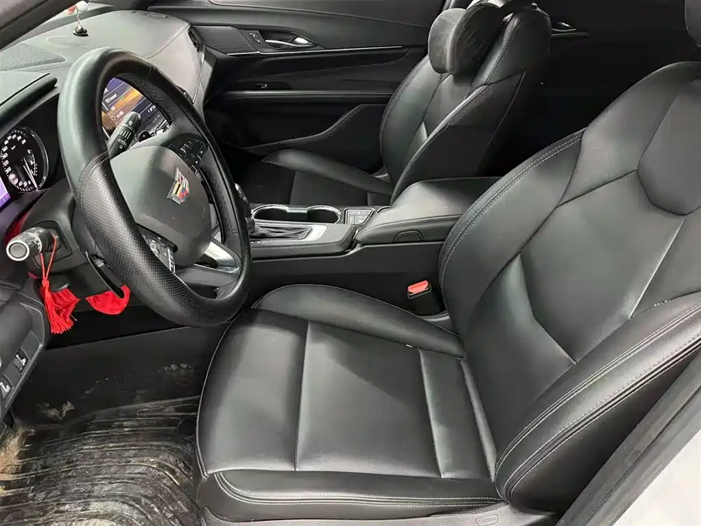 Cadillac CT4 — миниатюра 13