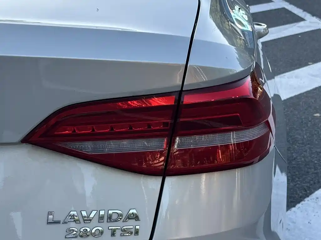 Volkswagen Lavida 2018 280TSI DSG Comfort V