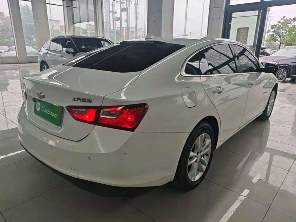 Chevrolet Malibu XL — миниатюра 7