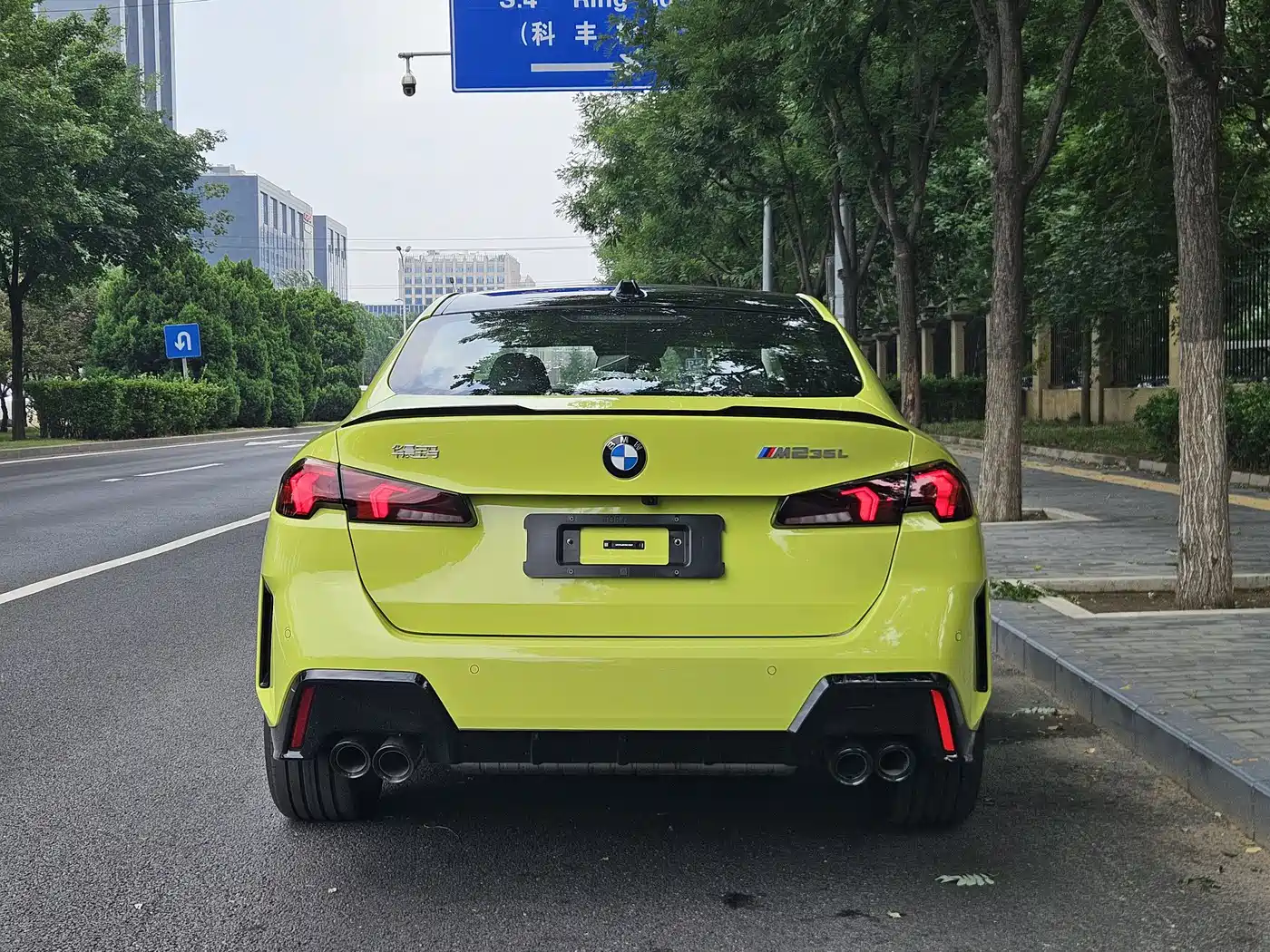BMW M235L 2025 Yellow/orange из Китая, фото 4