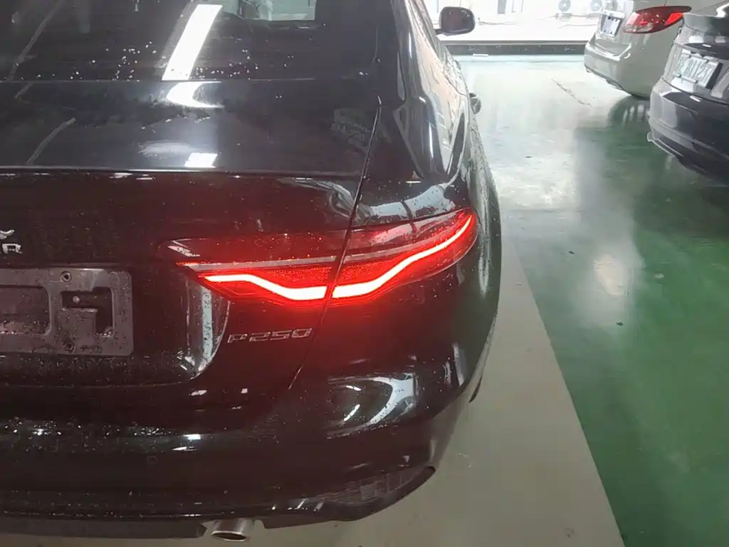 Jaguar XEL — миниатюра 8