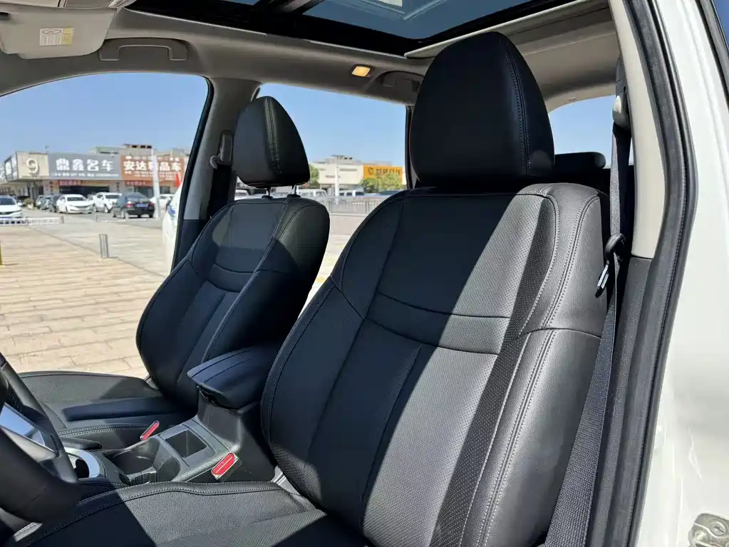 Nissan X-Trail — миниатюра 13