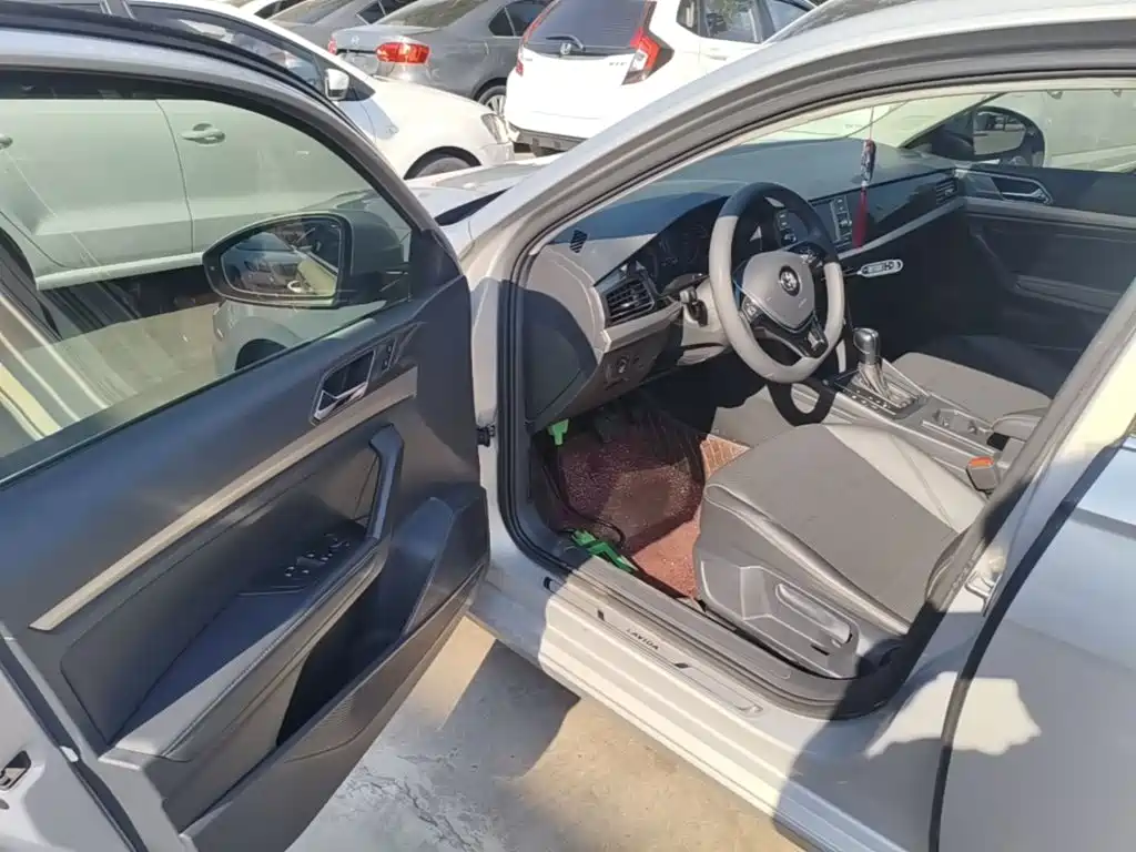 Volkswagen Lavida — миниатюра 16