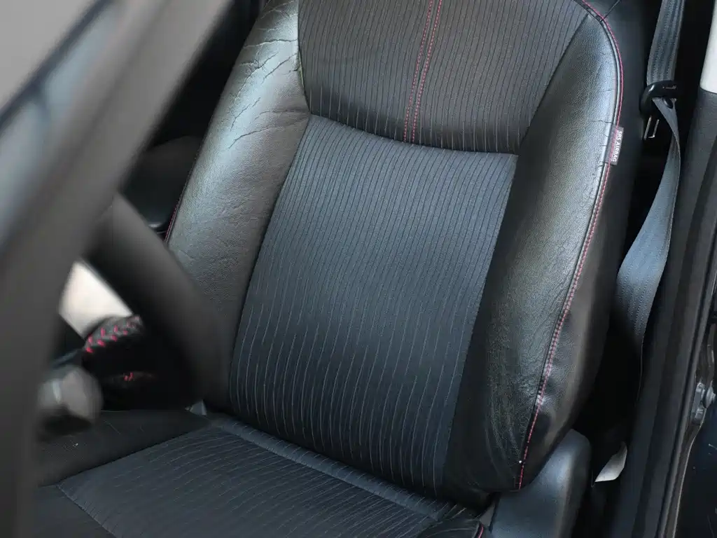 Nissan Tiida — миниатюра 15