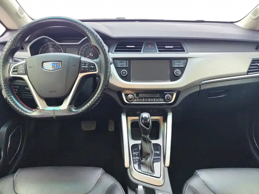 Geely Vision X3 — миниатюра 12