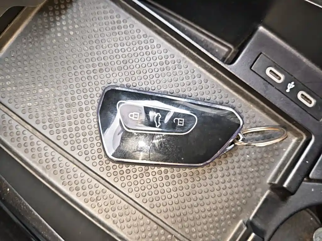 Volkswagen ID.4 X — миниатюра 9