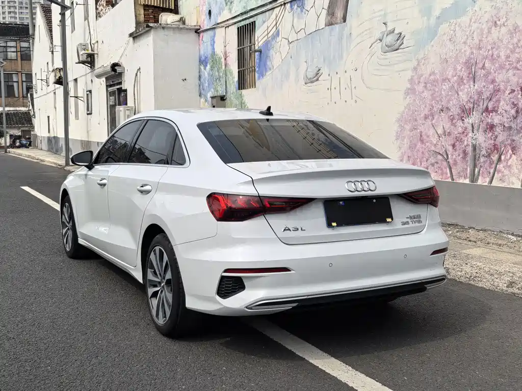 Audi A3 - фото 14