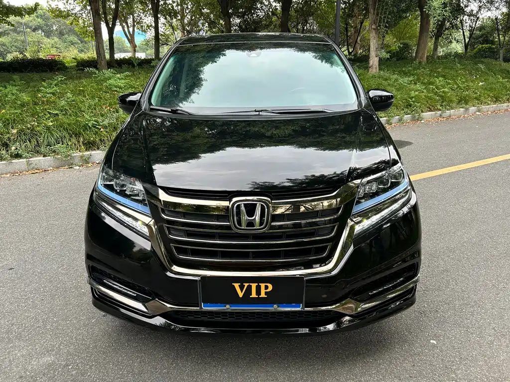 Honda Elysion — миниатюра 3