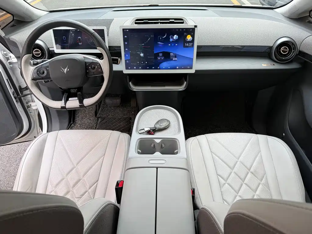 ARCFOX S — миниатюра 11