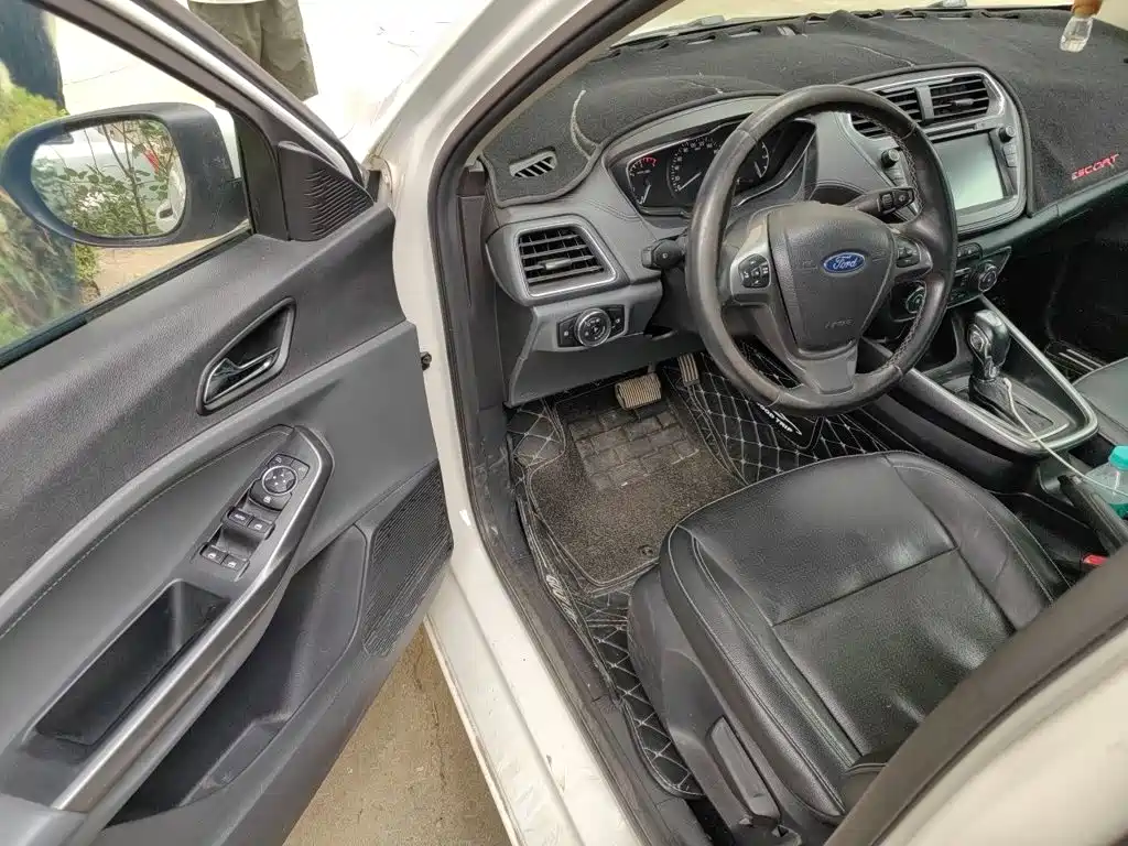 Ford Escort — миниатюра 12