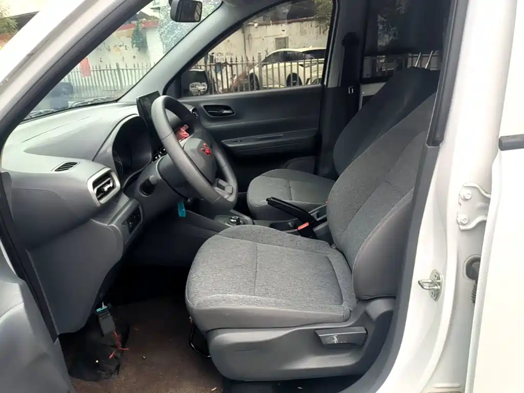Wuling Hongguang EV — миниатюра 15