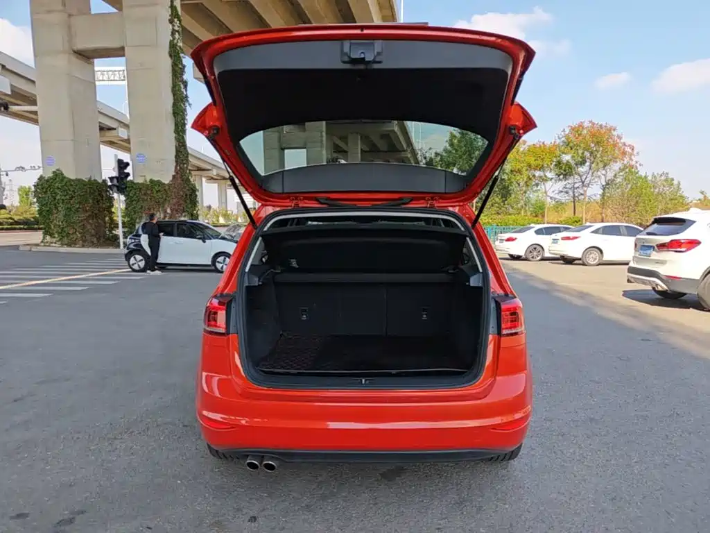 Volkswagen Golf Sportsvan — миниатюра 19