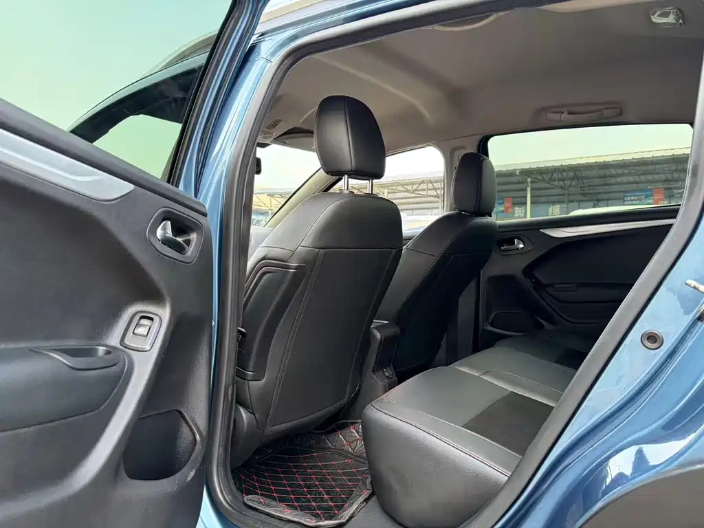 Citroen C3-XR — миниатюра 6