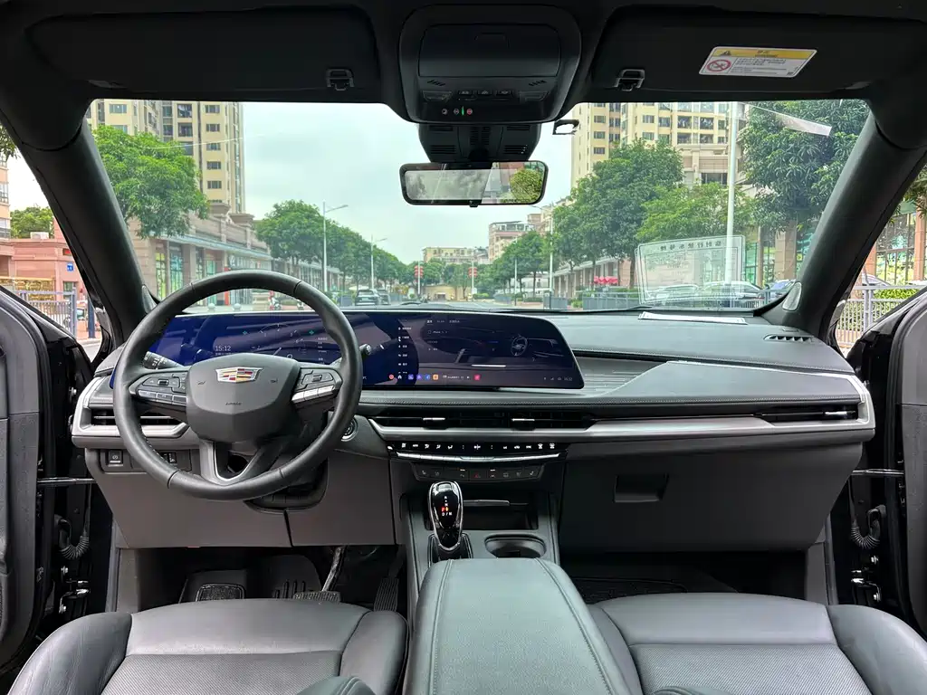 Cadillac XT4 — миниатюра 10