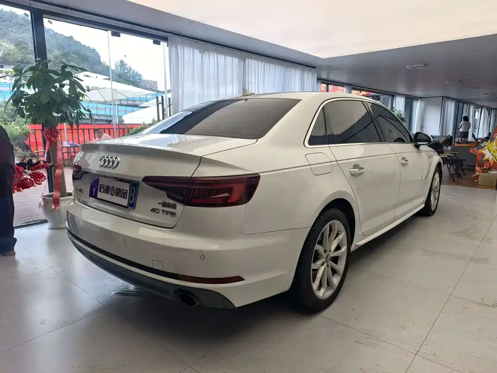 Audi A4L — миниатюра 20