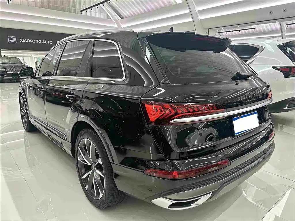 Audi Q7 — миниатюра 19