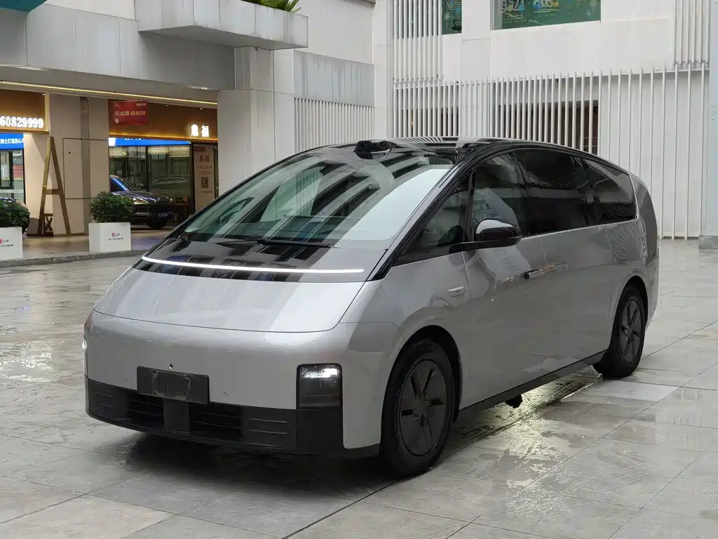 Li Auto Li MEGA 2024