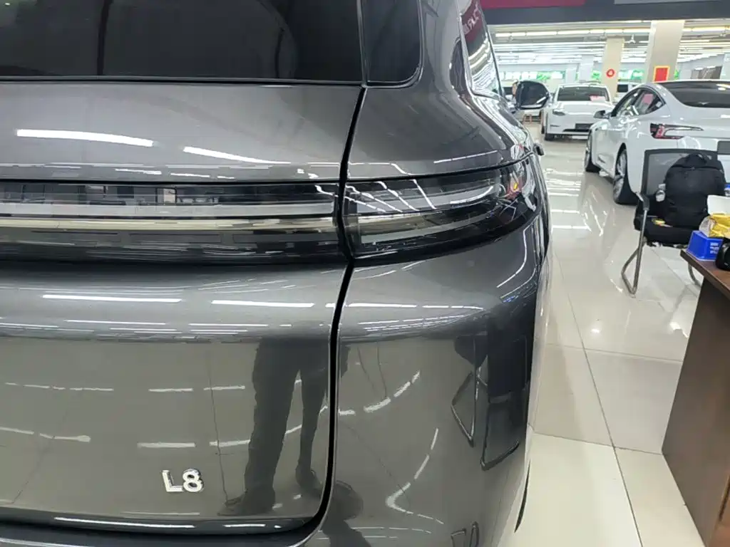Li Auto Li L8 — миниатюра 8