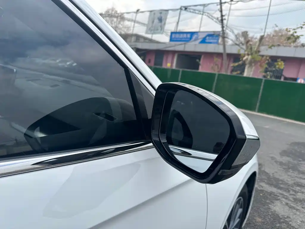 GEELY AUTOMOBILE XINGRUI