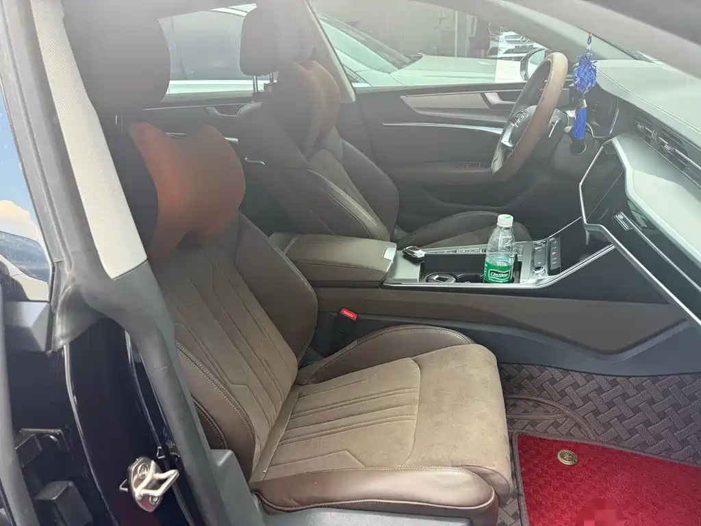 Audi A7L 2024 45TFSI S-line