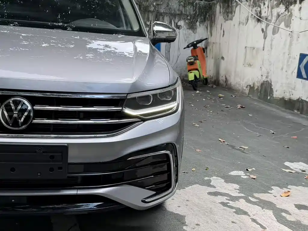 Volkswagen Tiguan X — миниатюра 15