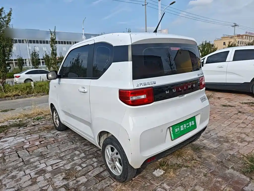 Wuling MINIEV — миниатюра 5