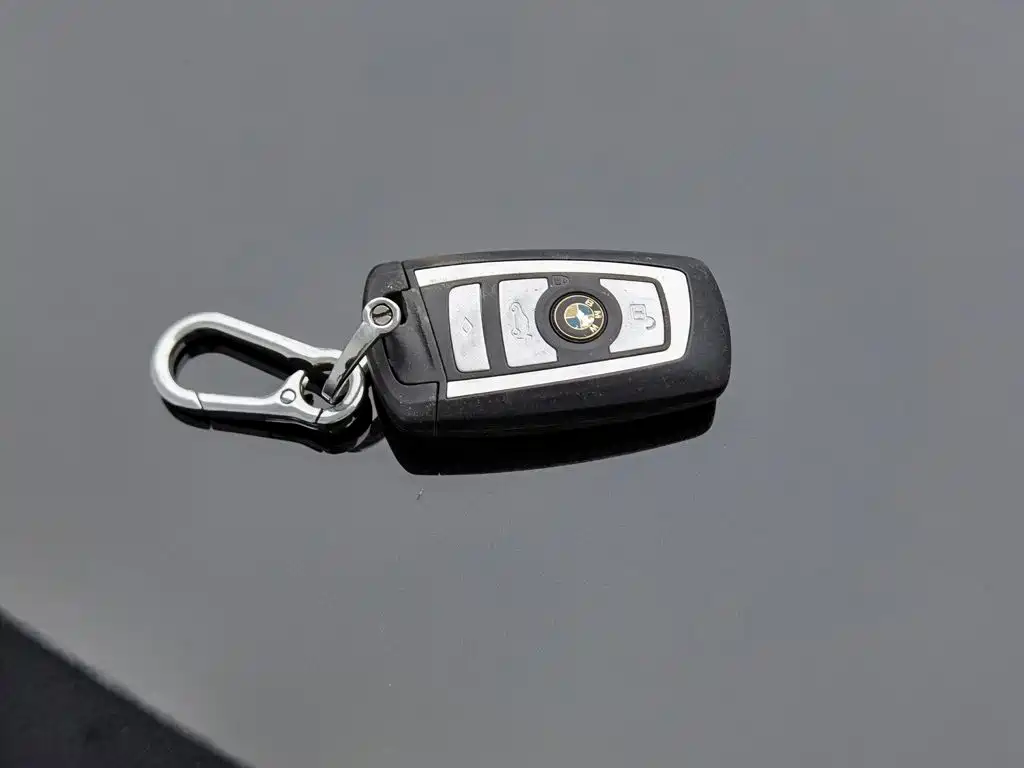 BMW 5 Series — миниатюра 19