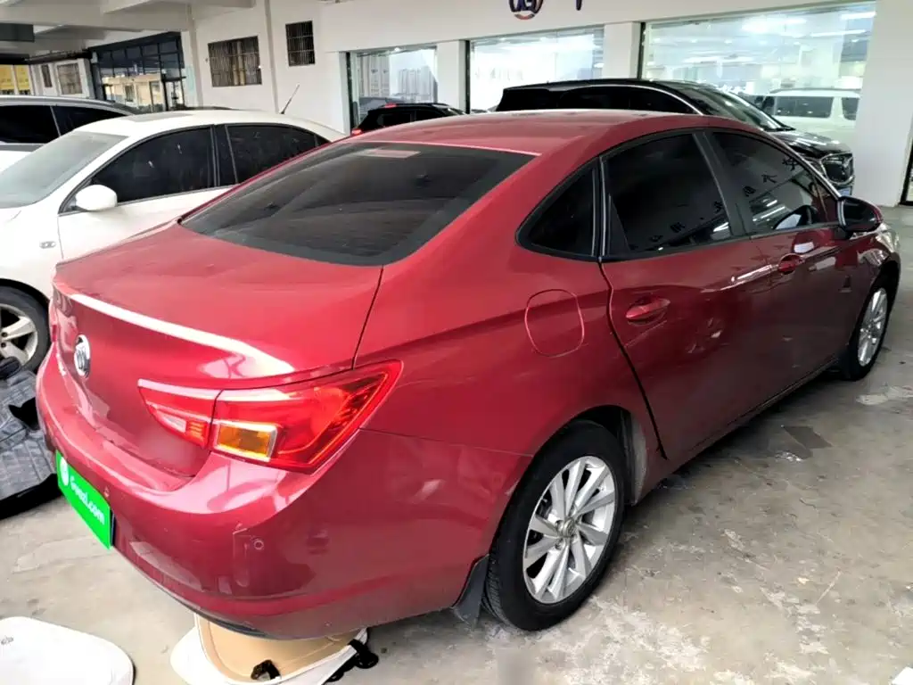 Buick Verano — миниатюра 7