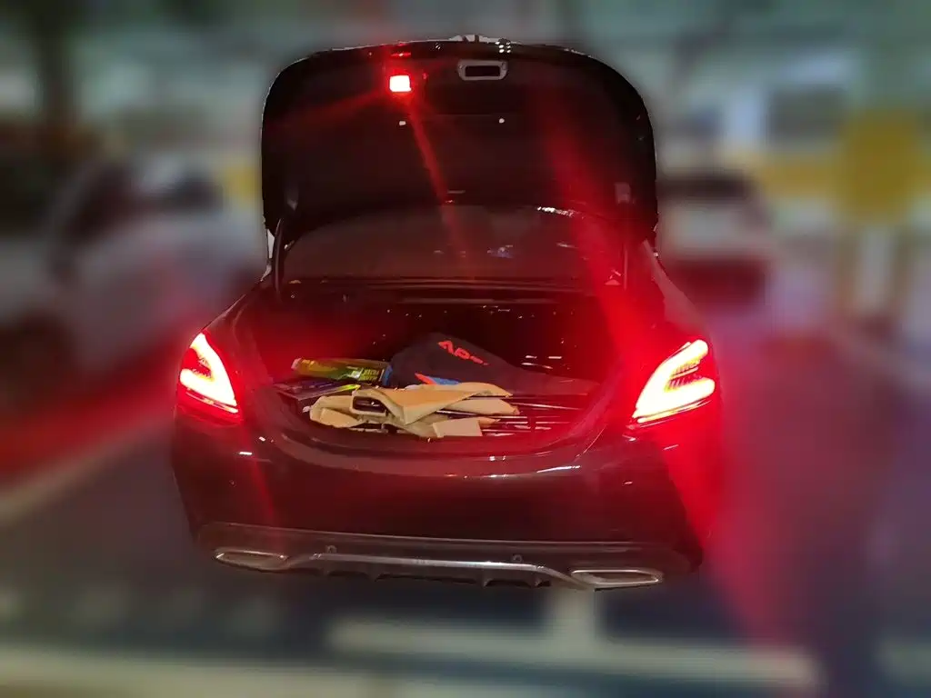 Mercedes-Benz C-Class — миниатюра 15