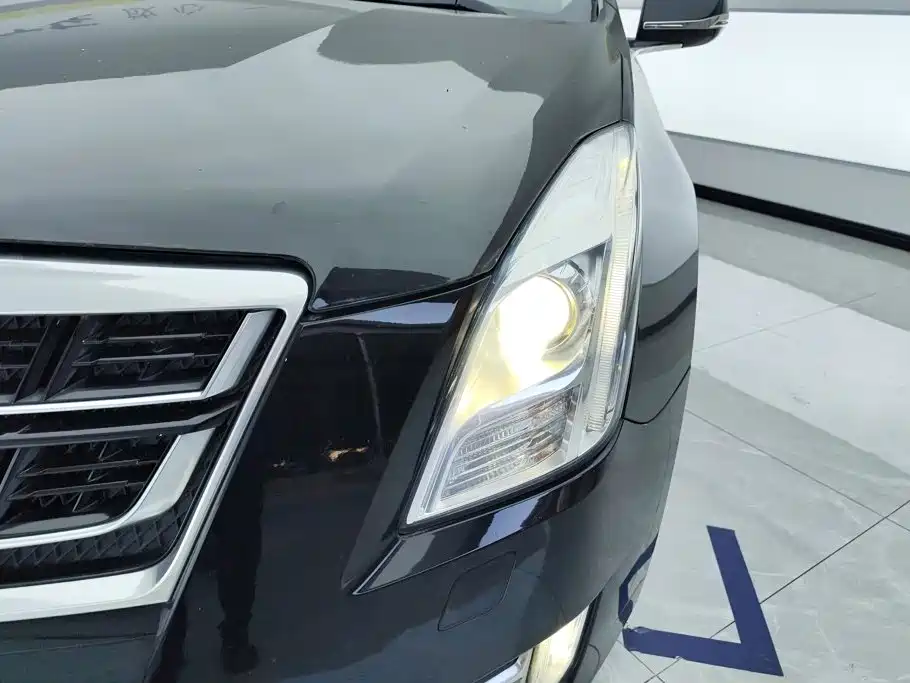 Cadillac XTS — миниатюра 5